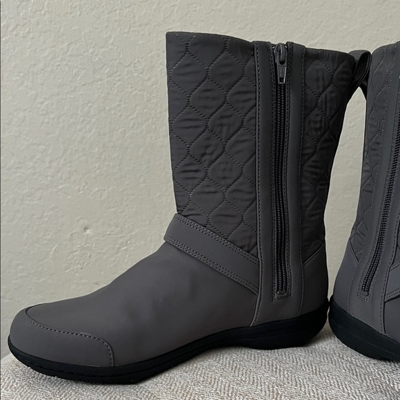 NWOT Merrell Encore Kassie Gray Quilted Winter Mid Calf Boots in Size 8.5 - Picture 5 of 8